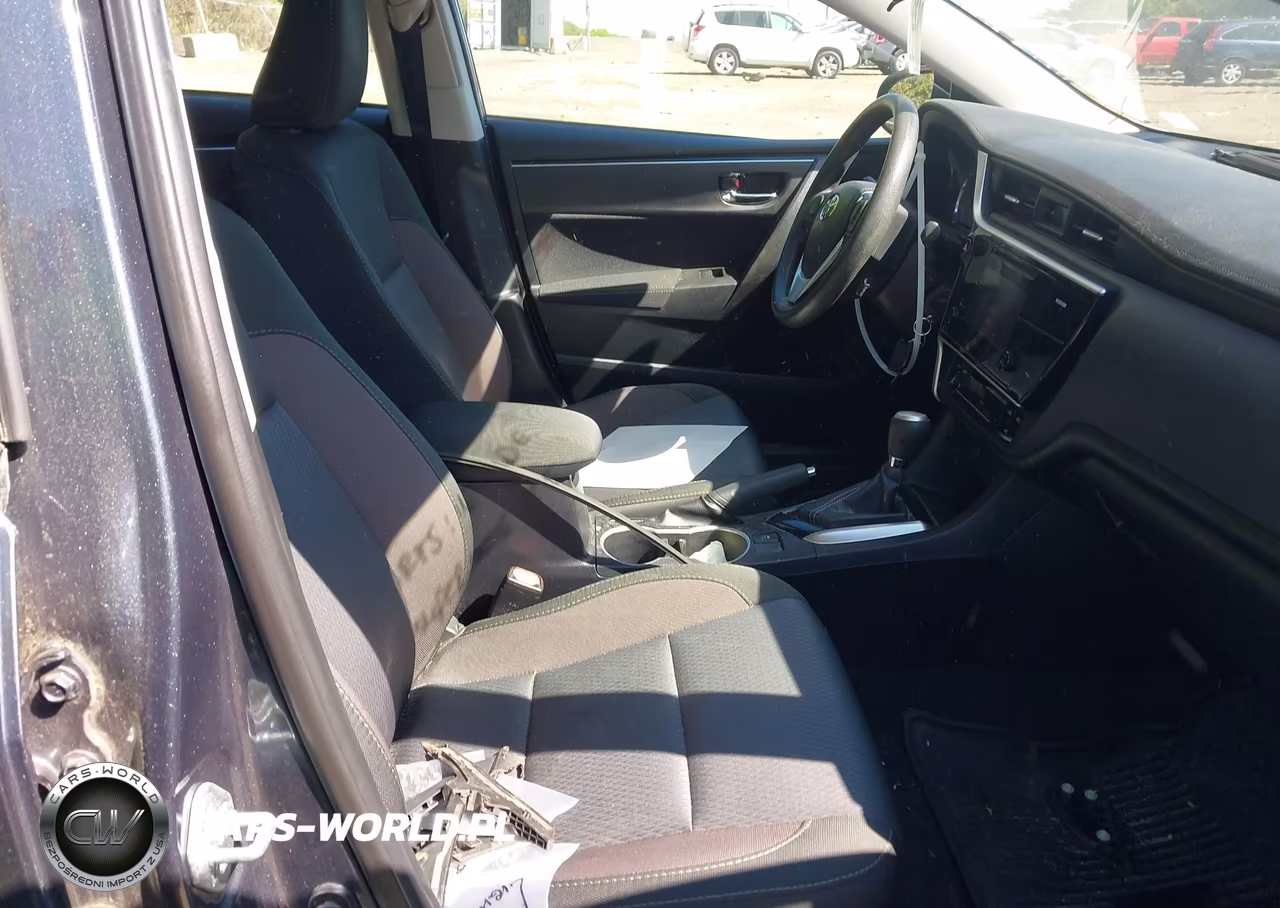 2017 Toyota Corolla Le VIN:2T1BURHE4HC917817 - 5