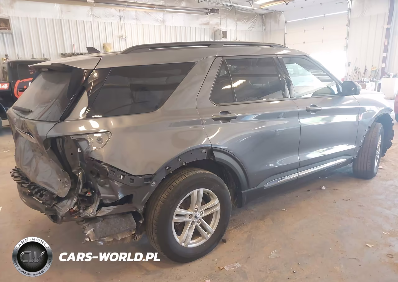 2024 Ford Explorer Xlt VIN:1FMSK8DH3RGA49792 - 4