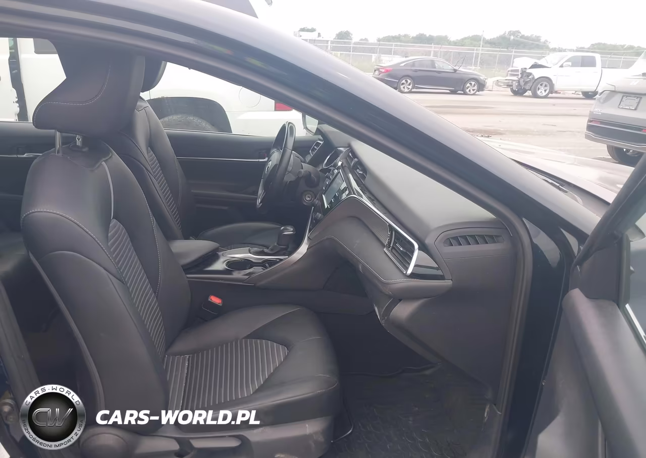 2018 Toyota Camry Se VIN:4T1B11HK1JU606947 - 5