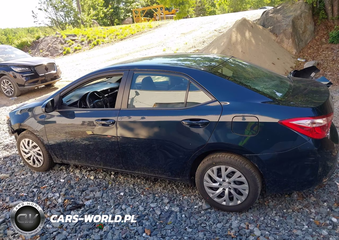 2017 Toyota Corolla Le VIN:2T1BURHE0HC824681 - 15