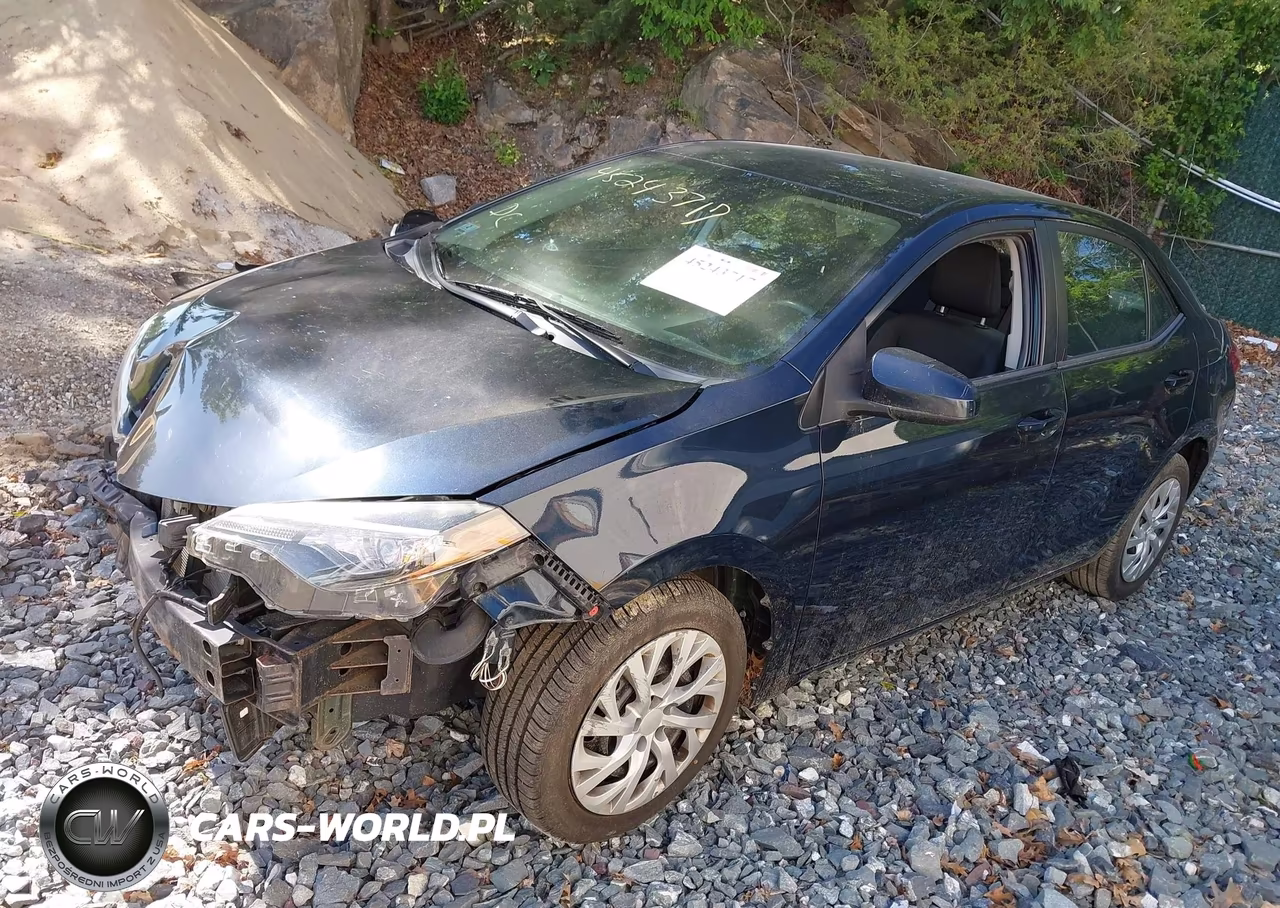 2017 Toyota Corolla Le VIN:2T1BURHE0HC824681 - 2