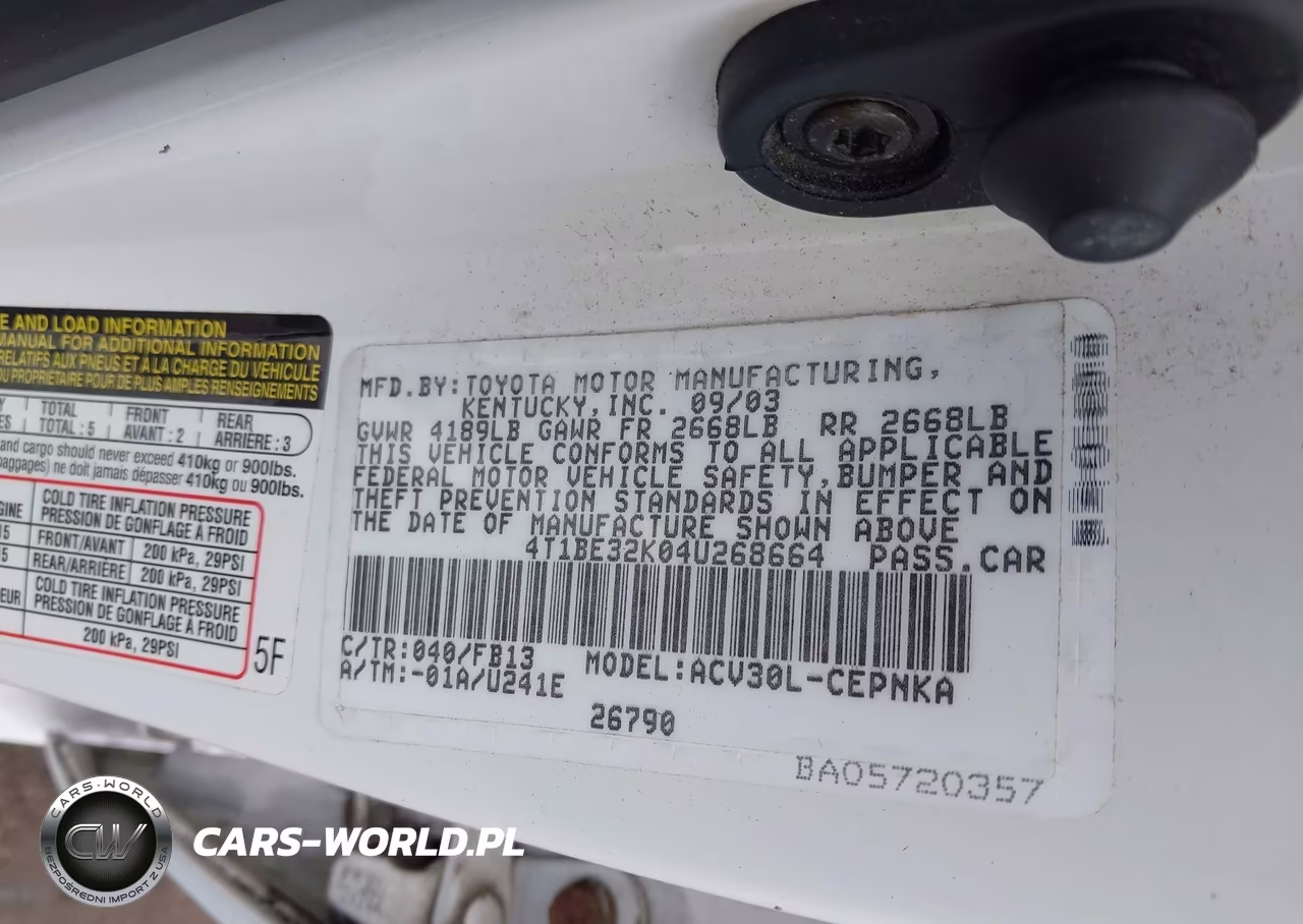 2004 Toyota Camry Le VIN:4T1BE32K04U268664 - 9