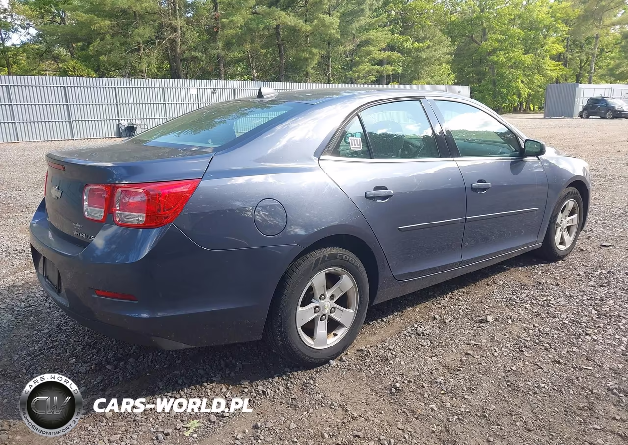 2014 Chevrolet Malibu 1Ls VIN:1G11B5SL0EF104102 - 4
