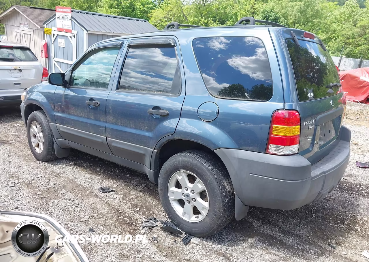 2005 Ford Escape Xlt VIN:1FMYU93125KA01884 - 3