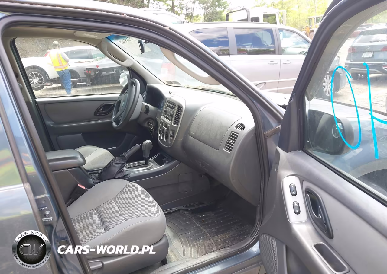 2005 Ford Escape Xlt VIN:1FMYU93125KA01884 - 5