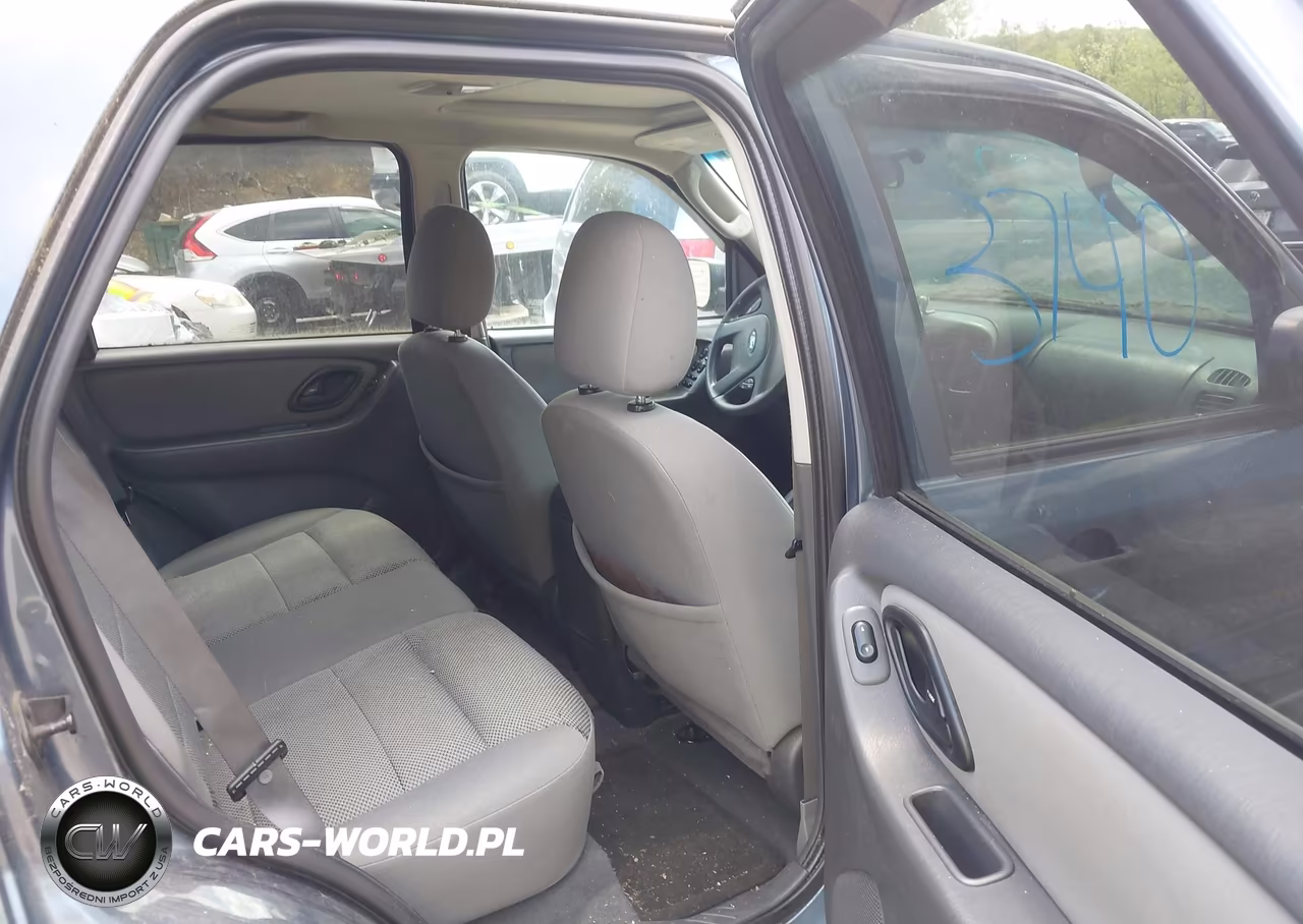 2005 Ford Escape Xlt VIN:1FMYU93125KA01884 - 8