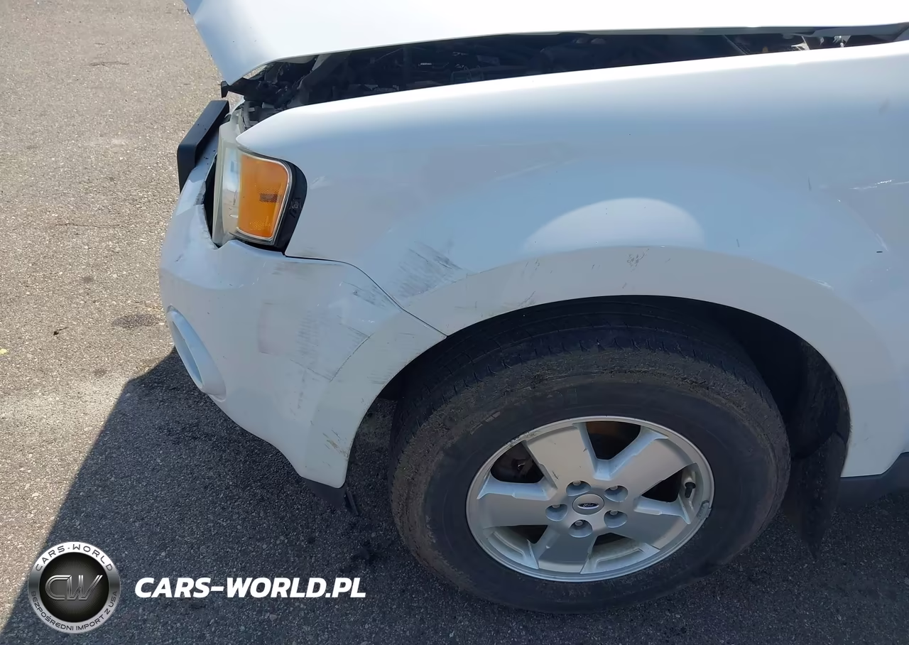 2012 Ford Escape Xls VIN:1FMCU0C76CKA23040 - 13
