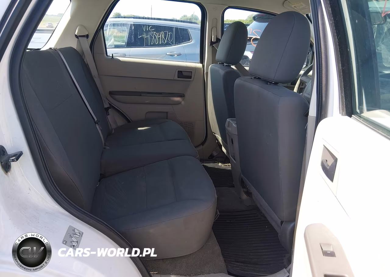 2012 Ford Escape Xls VIN:1FMCU0C76CKA23040 - 8