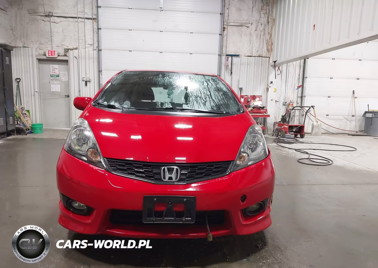 2013 Honda Fit Sport VIN:JHMGE8H5XDC054763 - 11