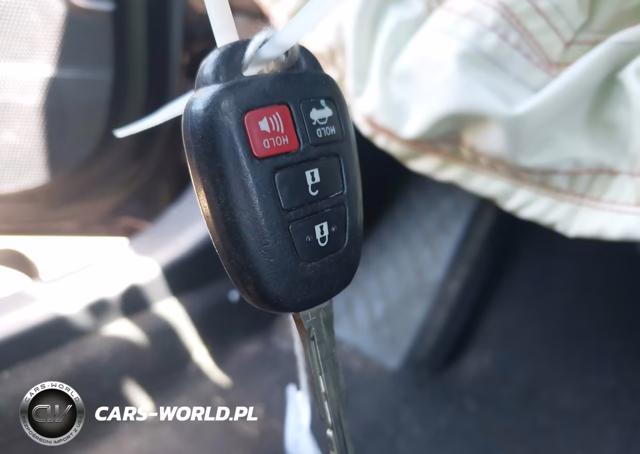 2018 Toyota Corolla Se VIN:2T1BURHE0JC008446 - 11