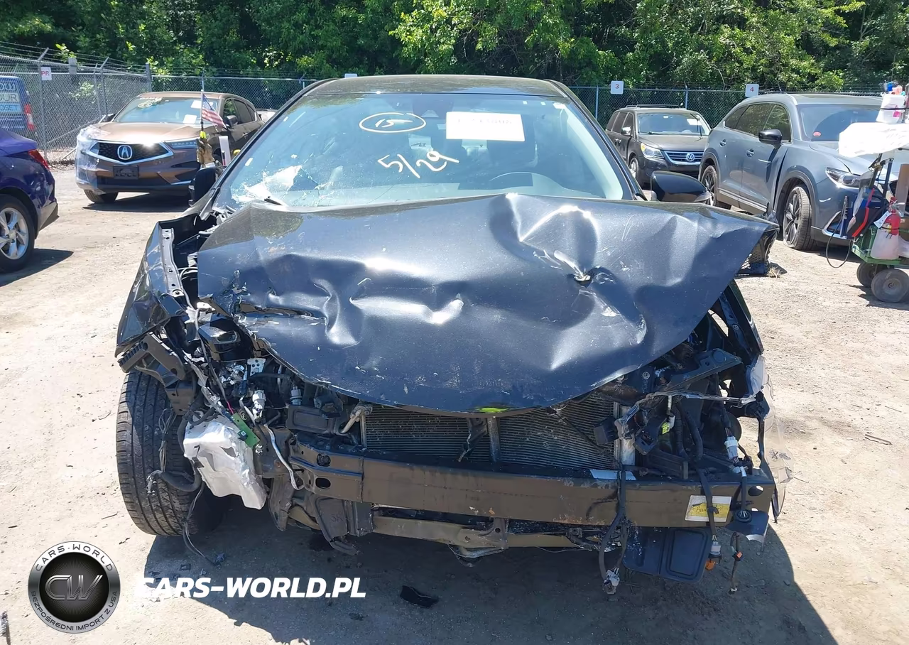 2018 Toyota Corolla Se VIN:2T1BURHE0JC008446 - 12