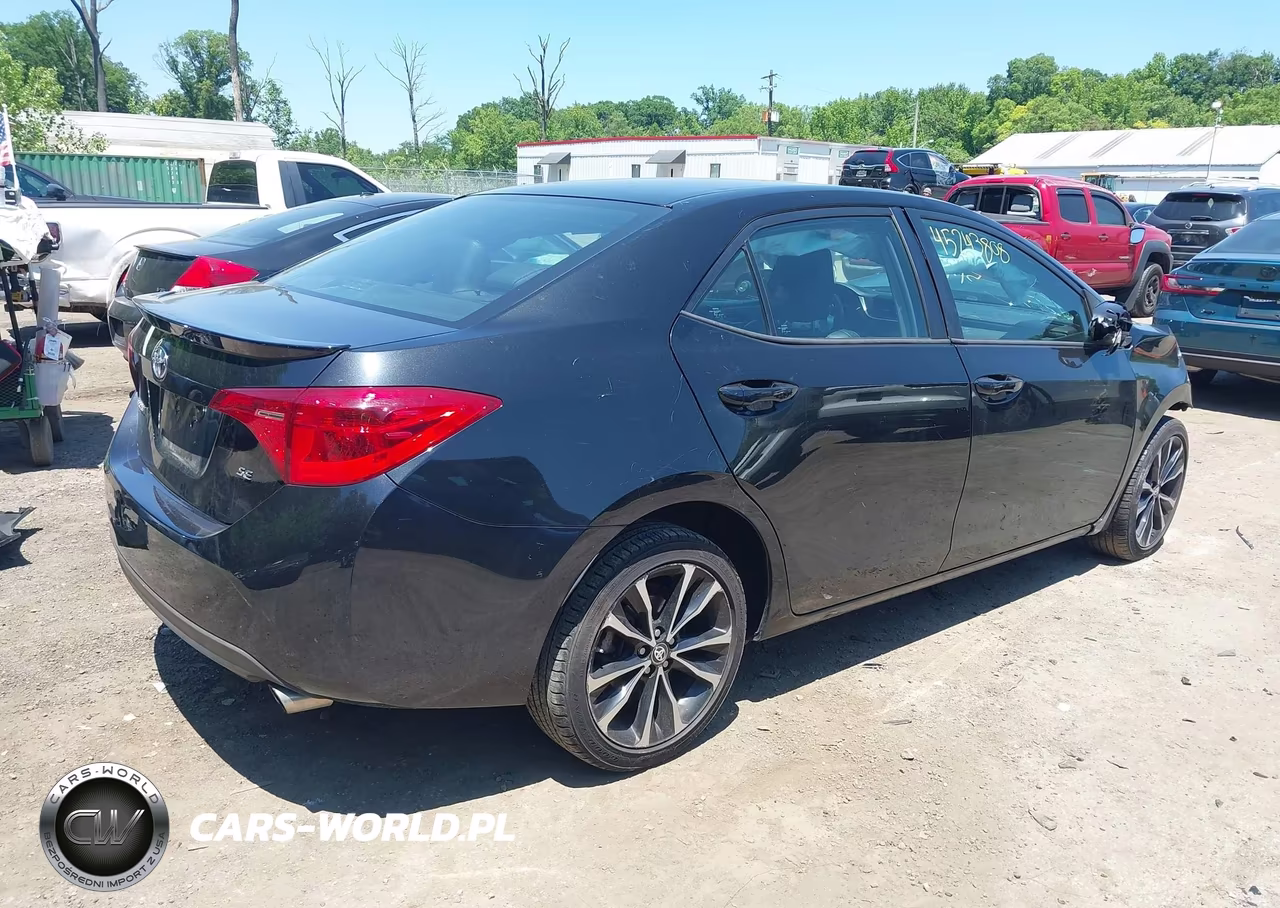 2018 Toyota Corolla Se VIN:2T1BURHE0JC008446 - 4