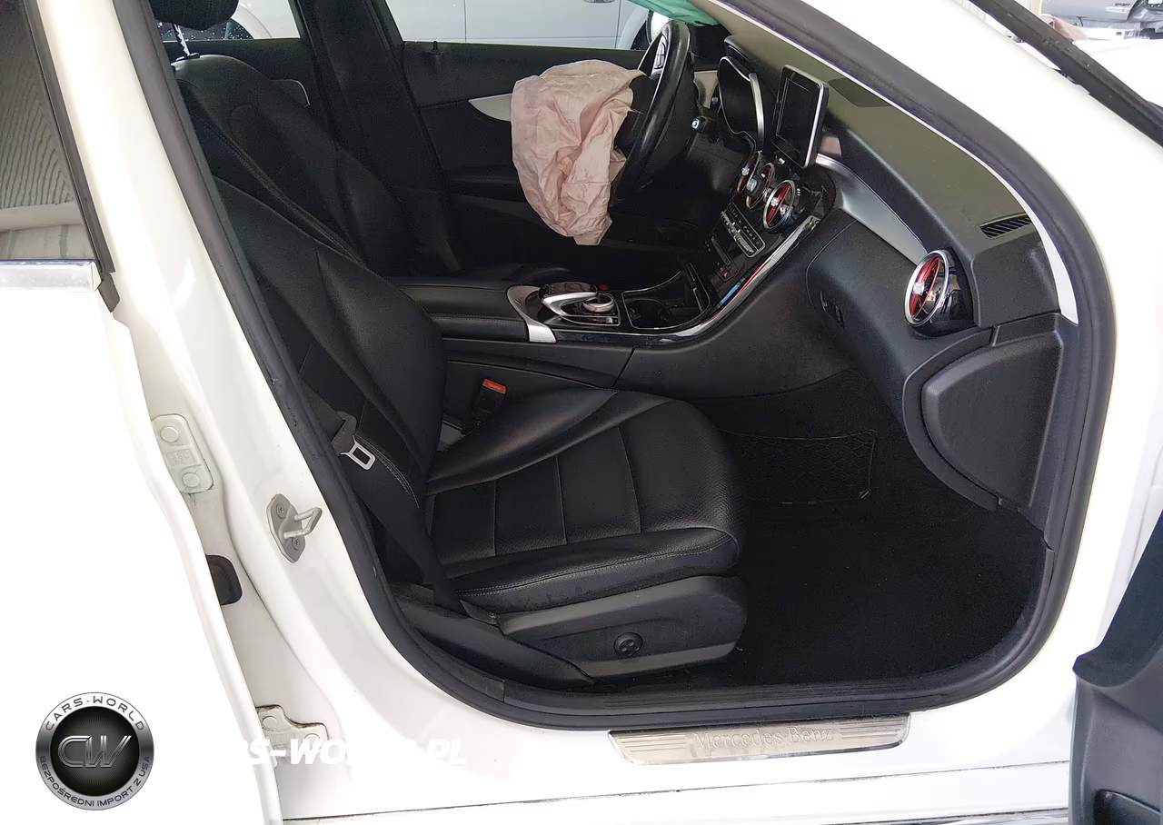2016 Mercedes-Benz C 300 VIN:55SWF4JB0GU131651 - 5