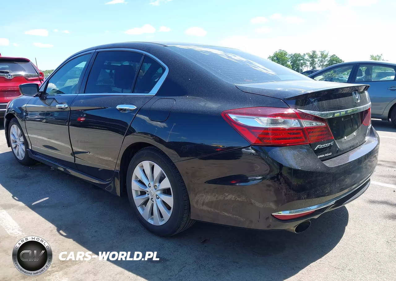 2017 Honda Accord Sport VIN:1HGCR2F5XHA022936 - 3