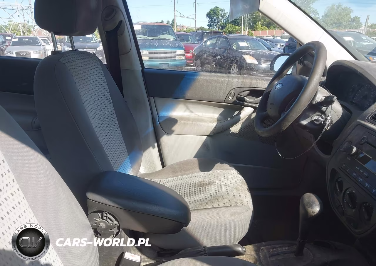 2007 Ford Focus S-Se-Ses VIN:1FAHP34N87W141305 - 5