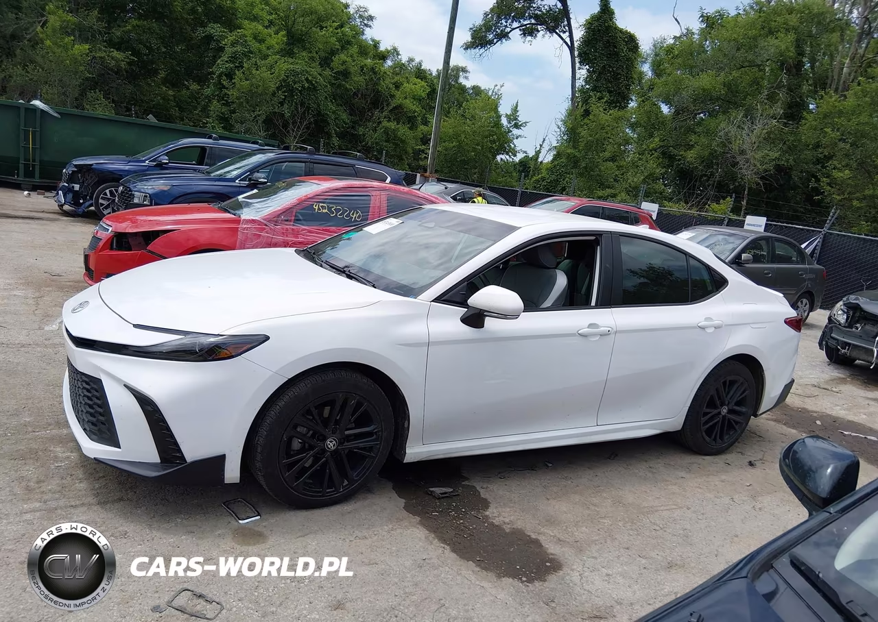 2026 Toyota Camry Se VIN:4T1DAACK5TU667835 - 14
