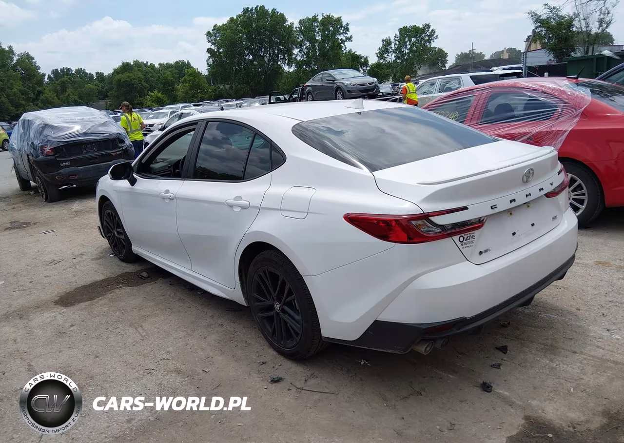 2026 Toyota Camry Se VIN:4T1DAACK5TU667835 - 3