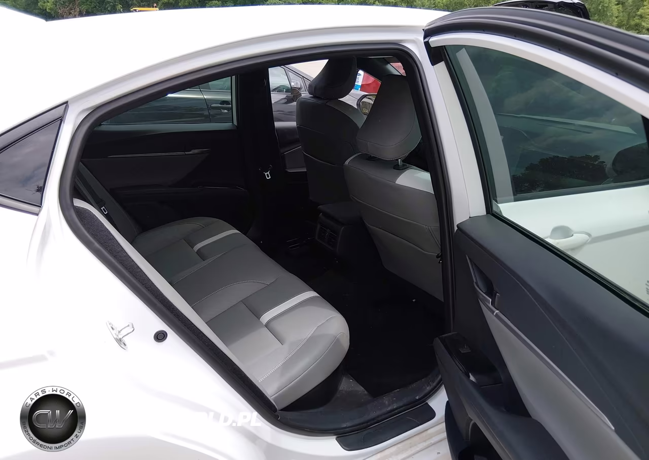 2026 Toyota Camry Se VIN:4T1DAACK5TU667835 - 8