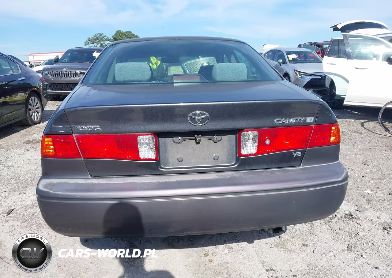 2000 Toyota Camry Le V6 VIN:4T1BF22KXYU943014 - 16