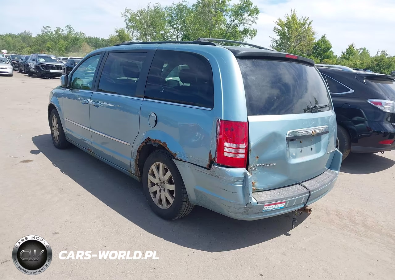 2010 Chrysler Town & Country Touring VIN:2A4RR5DX5AR153766 - 3