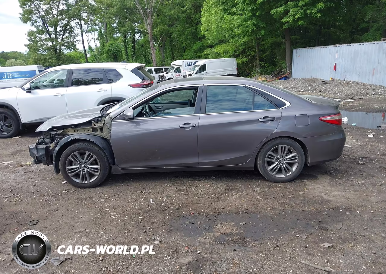 2015 Toyota Camry Se VIN:4T1BF1FK1FU103298 - 14