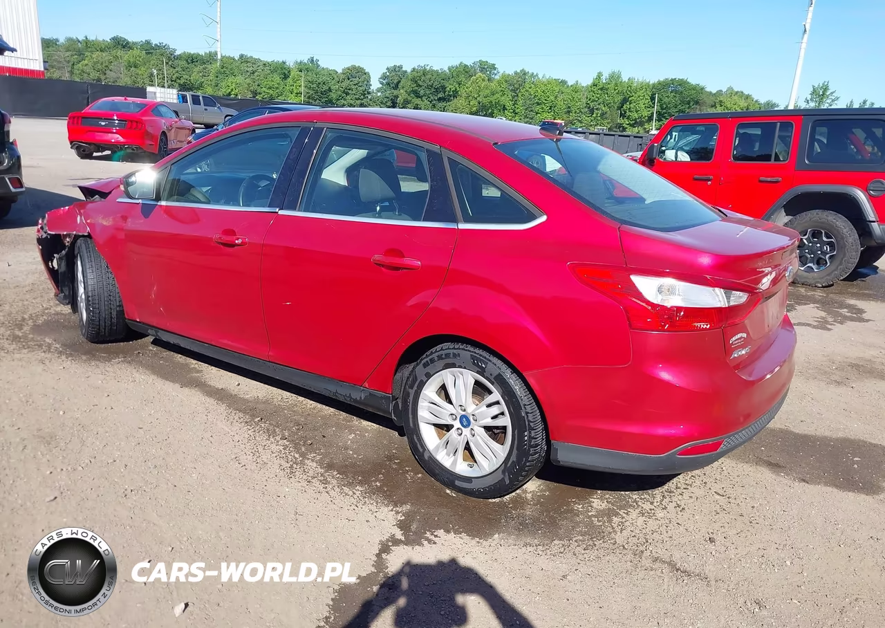 2012 Ford Focus Sel VIN:1FAHP3H25CL169221 - 3