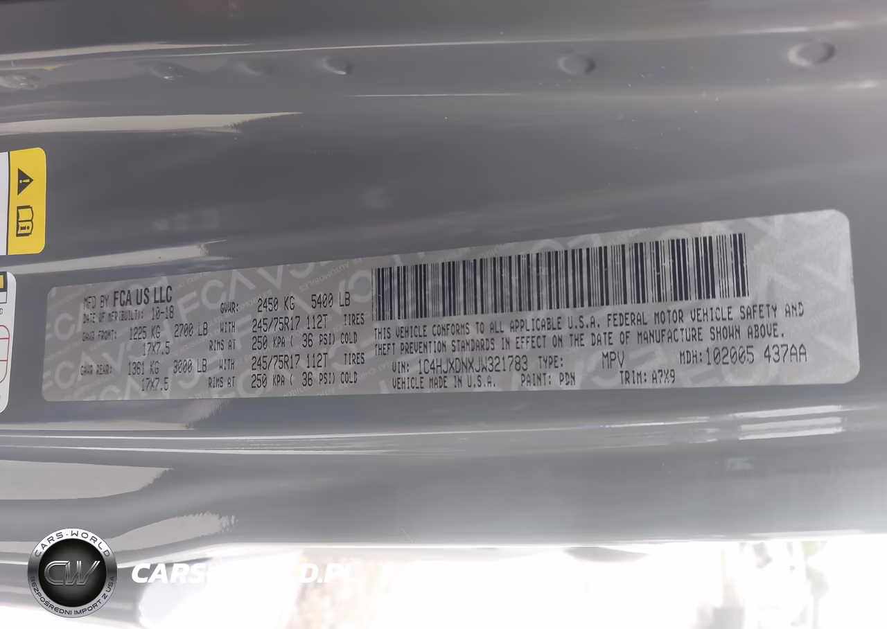 2018 Jeep Wrangler Unlimited Sport S 4X4 VIN:1C4HJXDNXJW321783 - 9