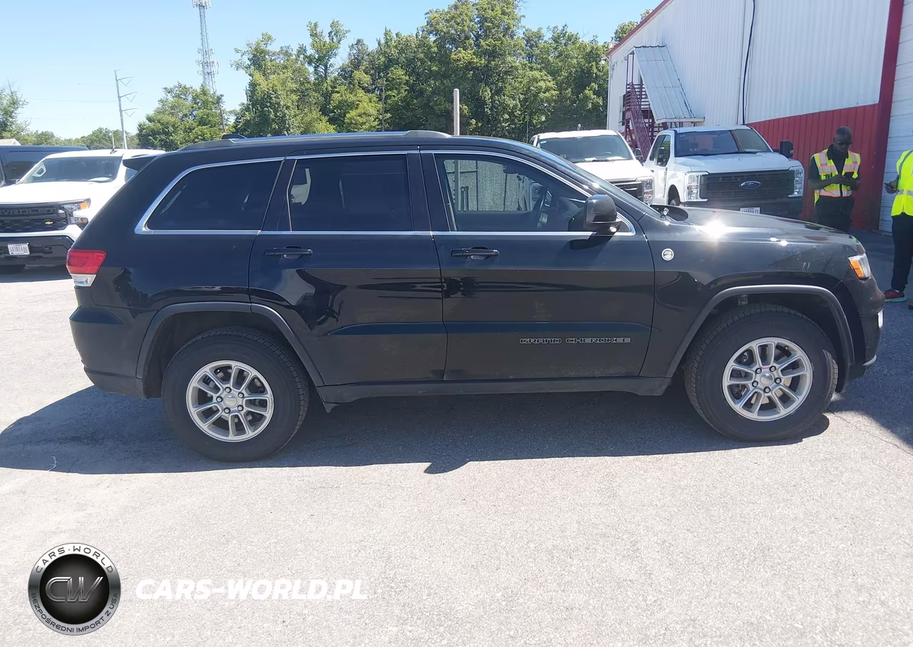 2019 Jeep Grand Cherokee Laredo E 4X4 VIN:1C4RJFAG8KC754235 - 18