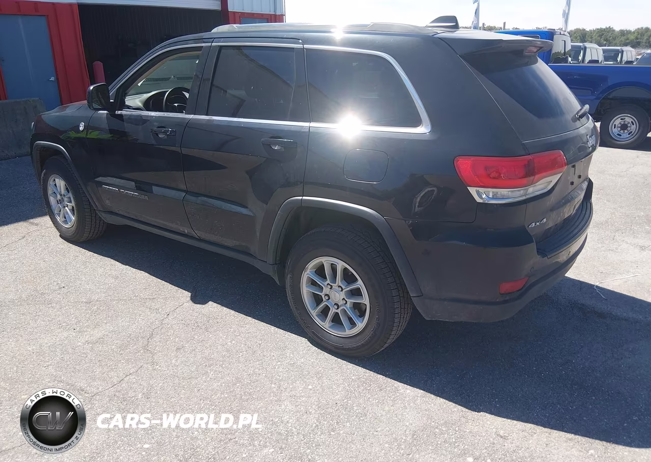 2019 Jeep Grand Cherokee Laredo E 4X4 VIN:1C4RJFAG8KC754235 - 3