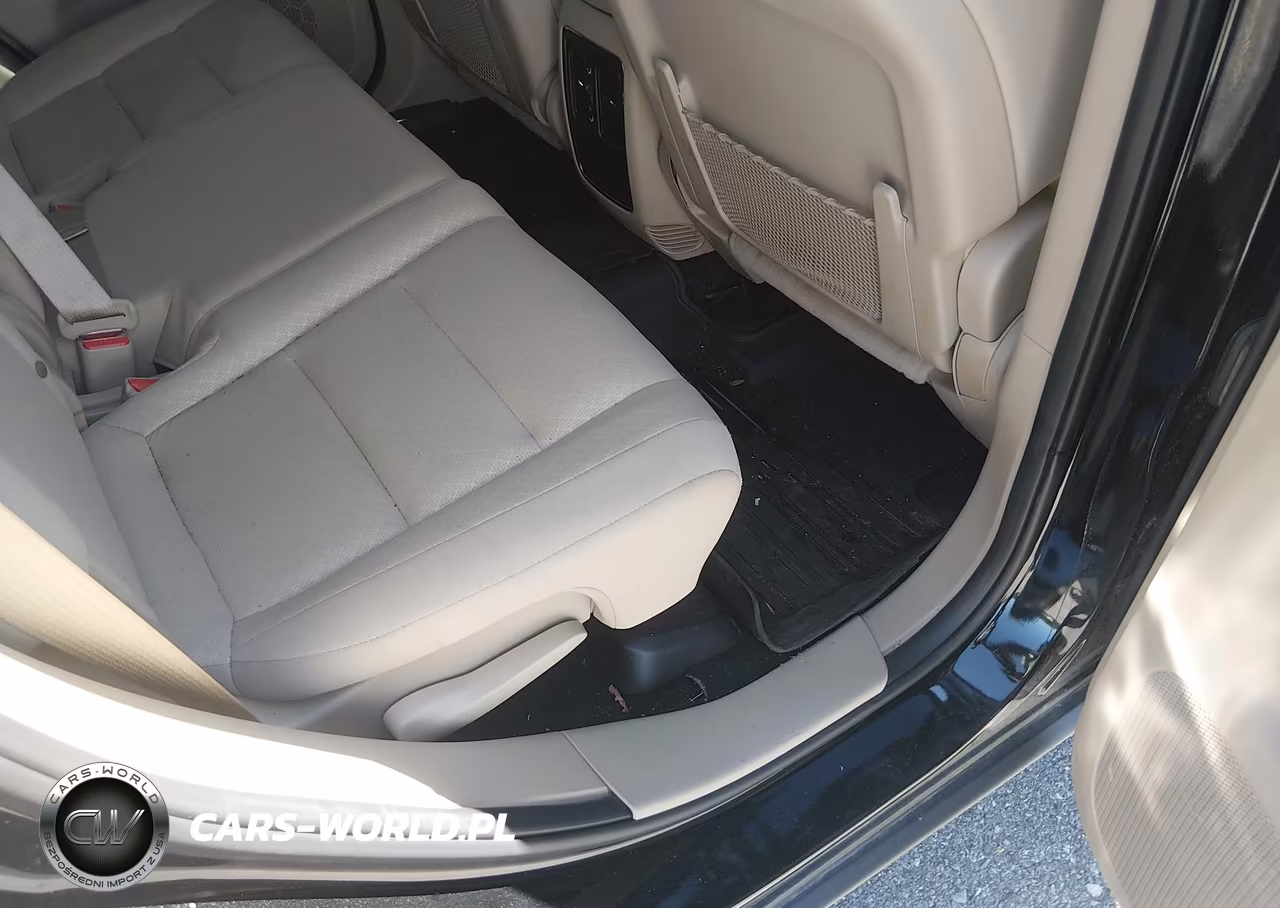 2019 Jeep Grand Cherokee Laredo E 4X4 VIN:1C4RJFAG8KC754235 - 8