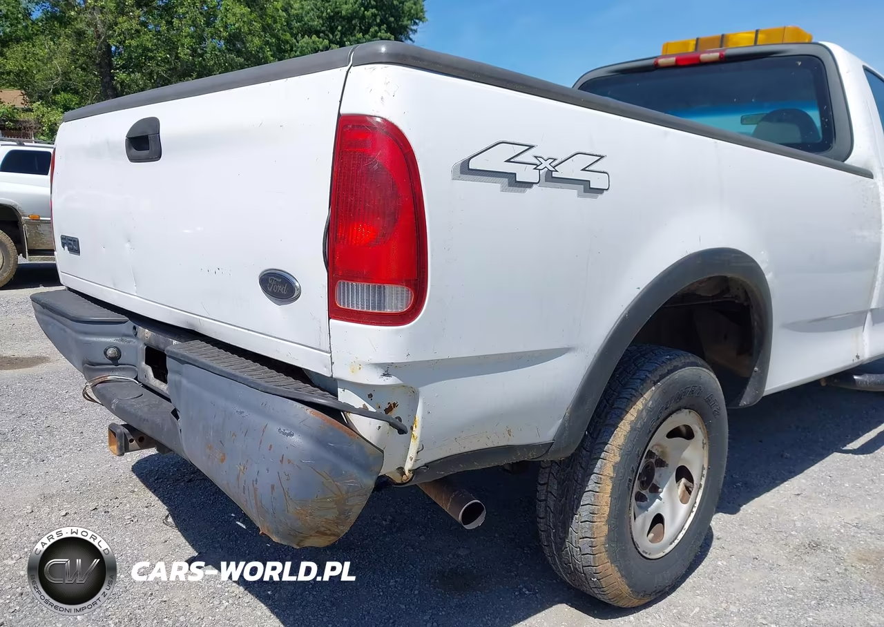 2003 Ford F-150 Xl-Xlt VIN:1FTRF18W53NB06469 - 12