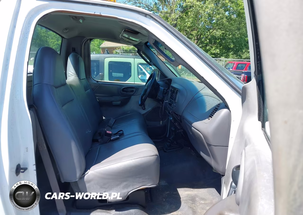 2003 Ford F-150 Xl-Xlt VIN:1FTRF18W53NB06469 - 5