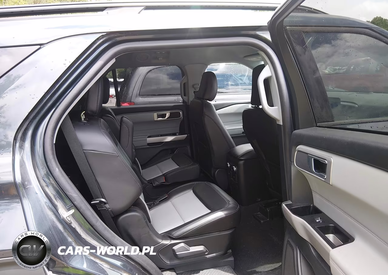 2024 Ford Explorer Xlt VIN:1FMSK7DH5RGA14472 - 8
