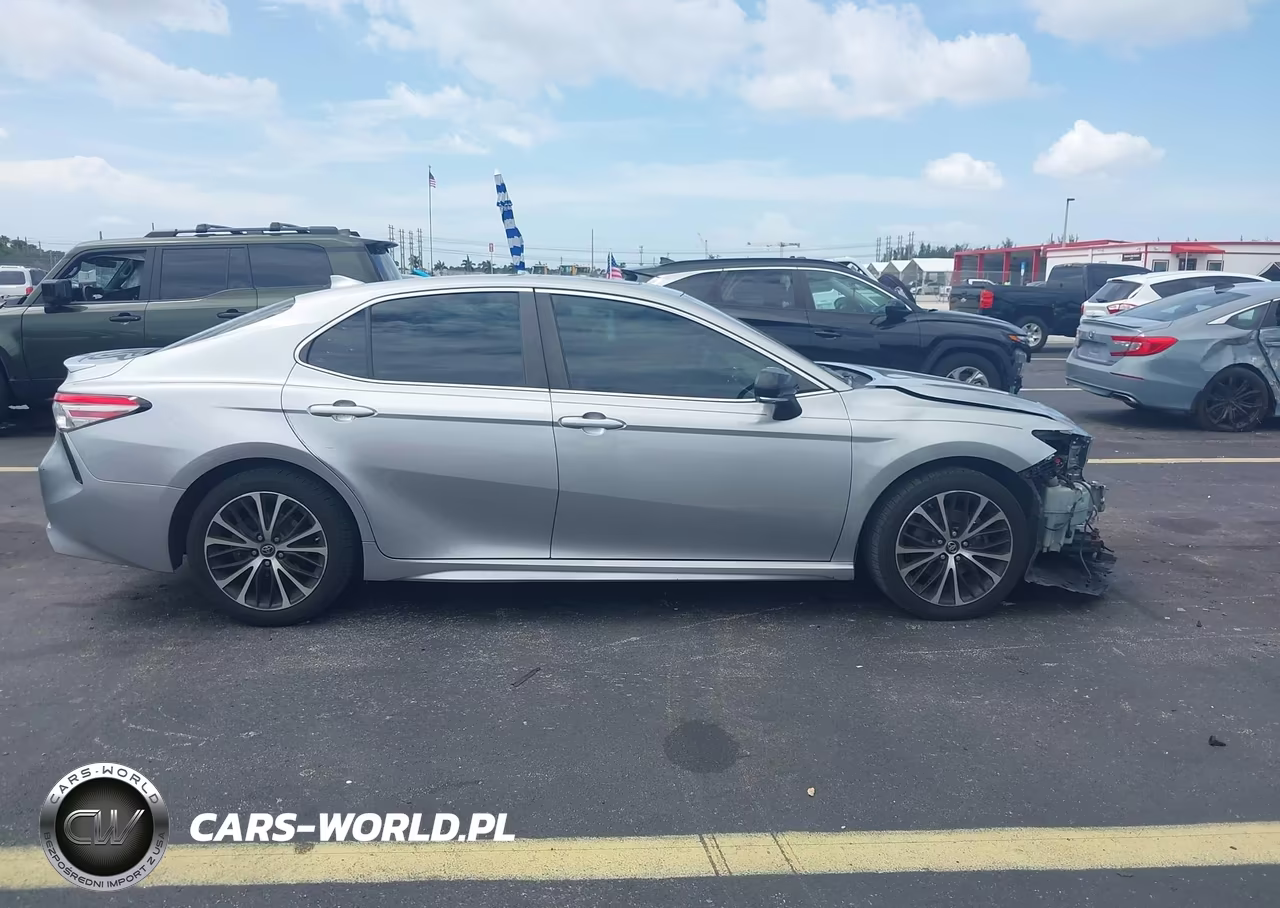2019 Toyota Camry Se VIN:4T1B11HK3KU766264 - 13