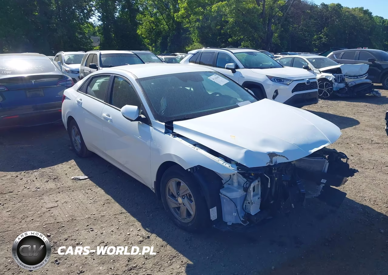 2025 Hyundai Elantra Se – zdjęcie 1 z 16