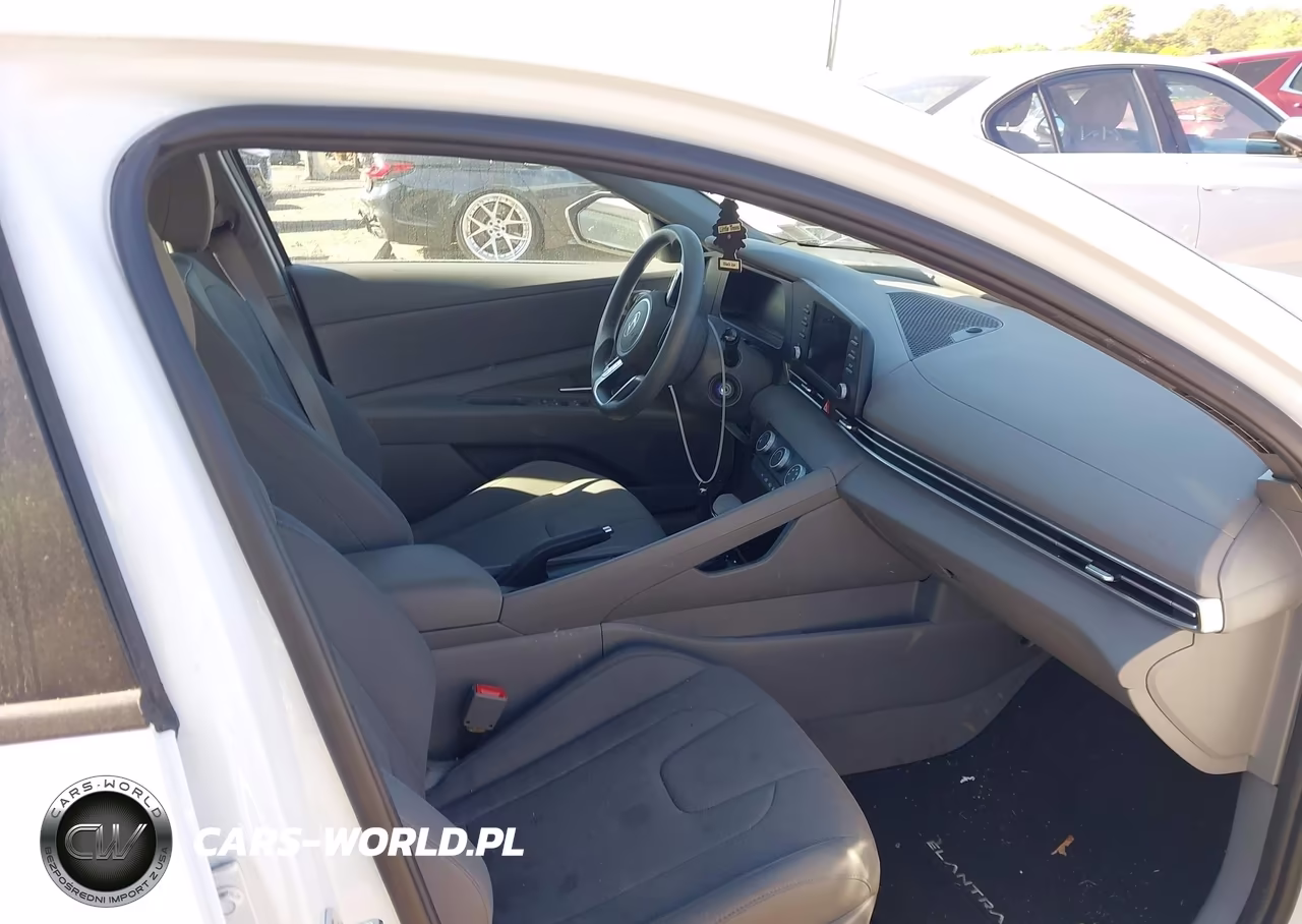 2025 Hyundai Elantra Se VIN:KMHLL4DG9SU007538 - 5