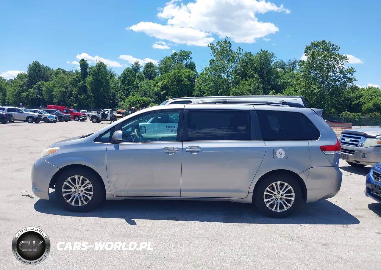 2012 Toyota Sienna Xle V6 8 Passenger VIN:5TDYK3DCXCS225871 - 14