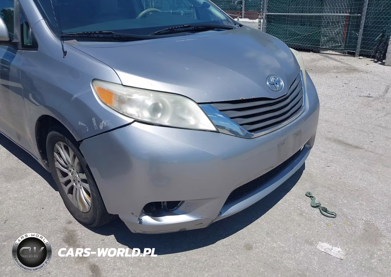 2012 Toyota Sienna Xle V6 8 Passenger VIN:5TDYK3DCXCS225871 - 6