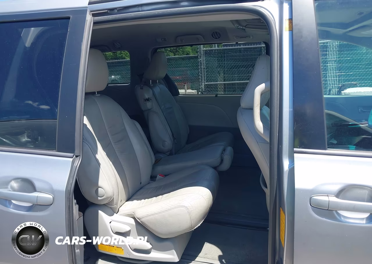 2012 Toyota Sienna Xle V6 8 Passenger VIN:5TDYK3DCXCS225871 - 8