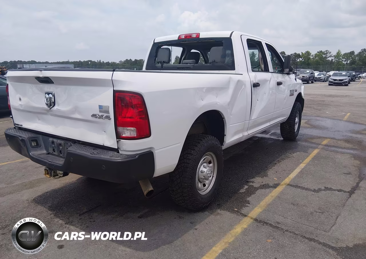 2017 Ram 2500 Tradesman 4X4 6'4 Box VIN:3C6UR5CJ8HG733887 - 4
