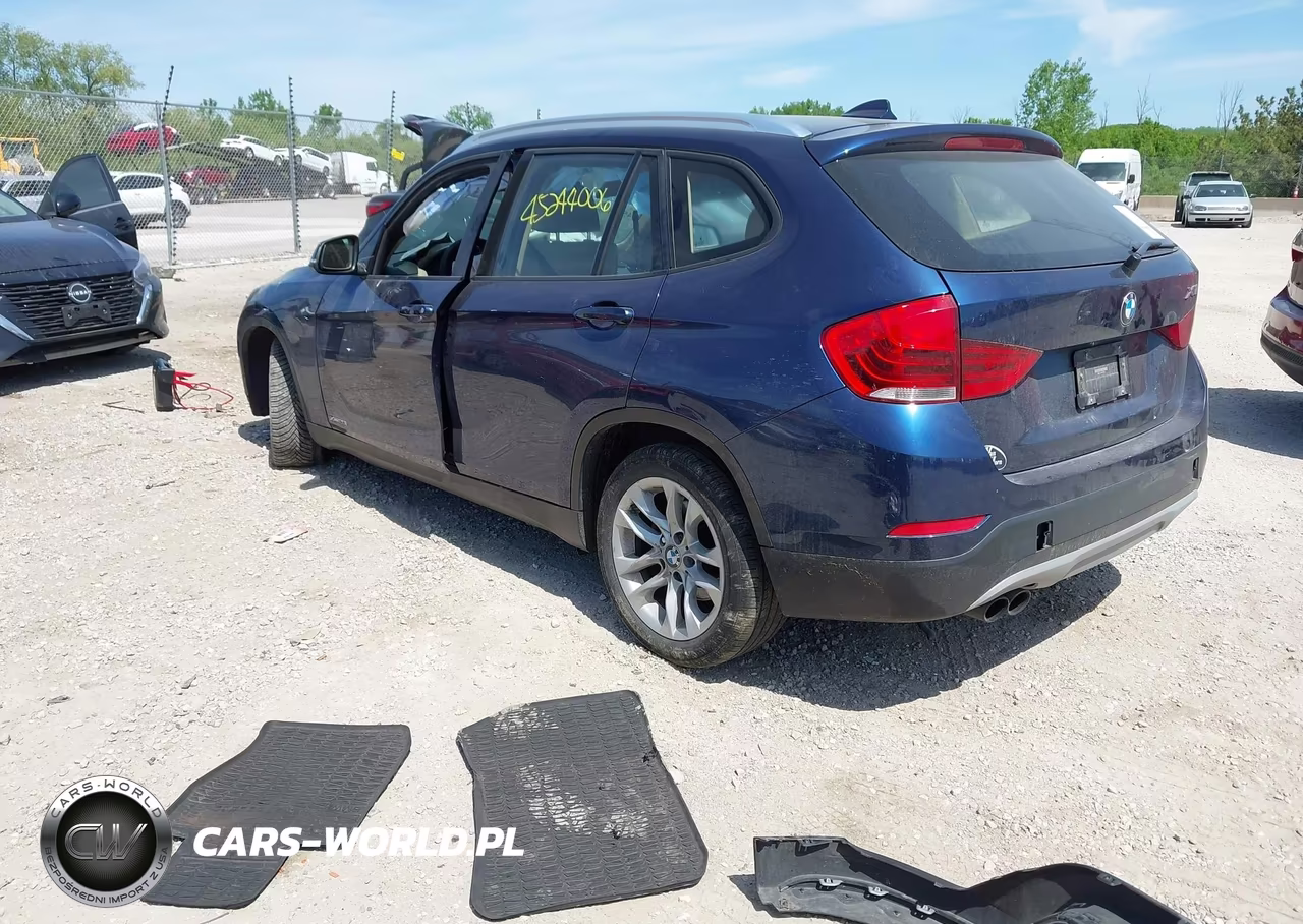 2015 BMW X1 xDrive28I VIN:WBAVL1C53FVY41698 - 3