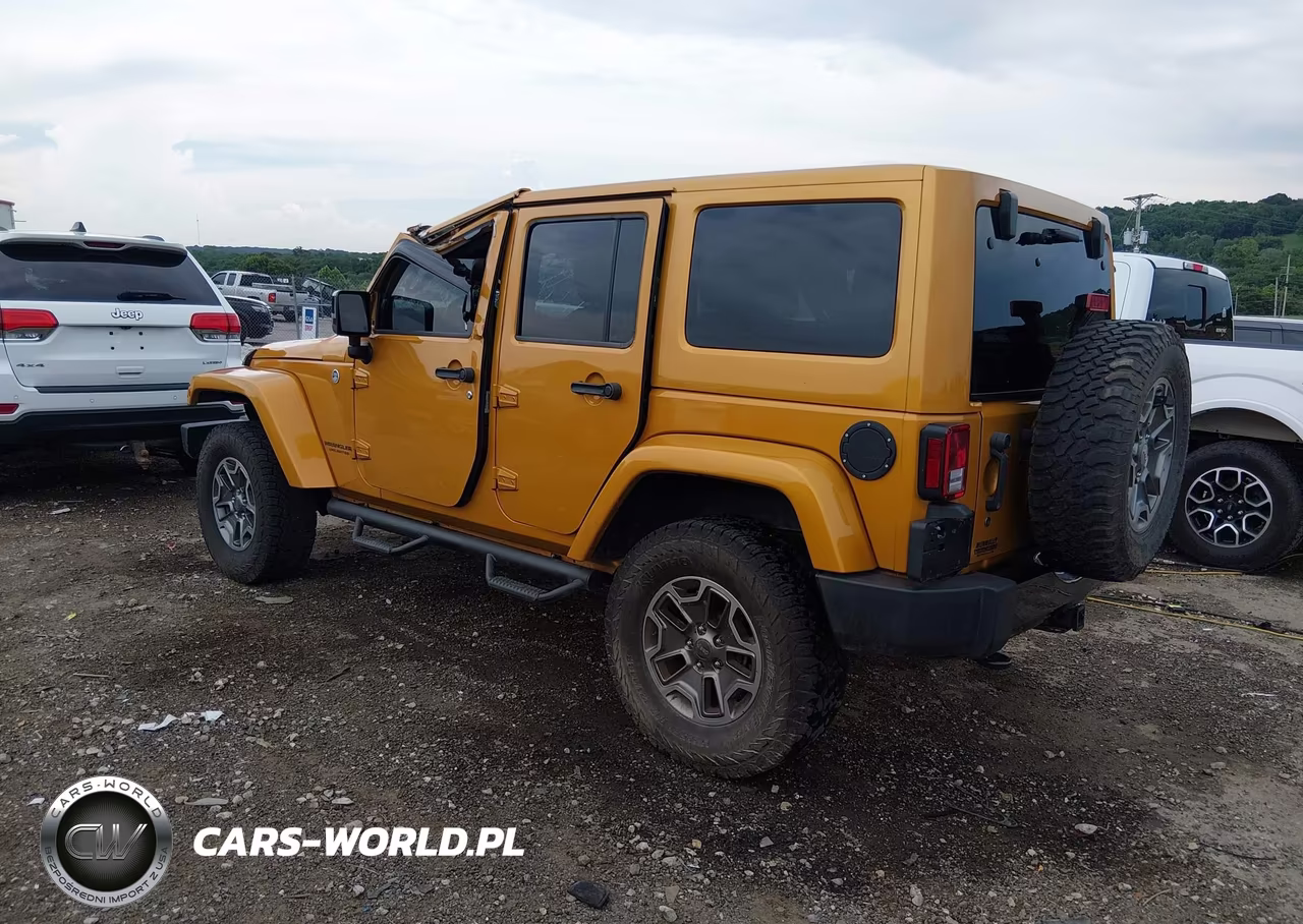 2014 Jeep Wrangler Unlimited Altitude VIN:1C4BJWEG7EL282464 - 3
