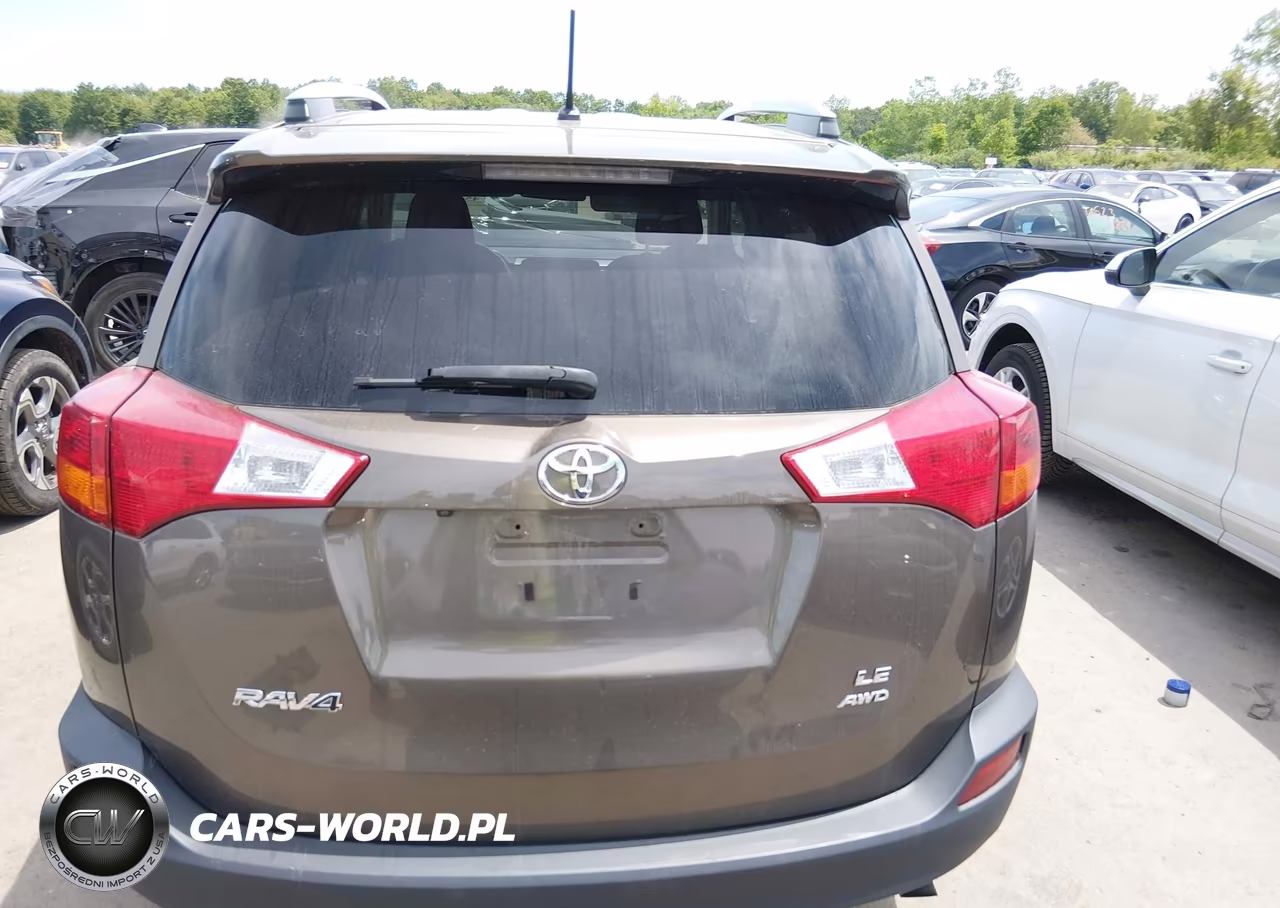 2015 Toyota Rav4 Le VIN:2T3BFREV0FW267417 - 17