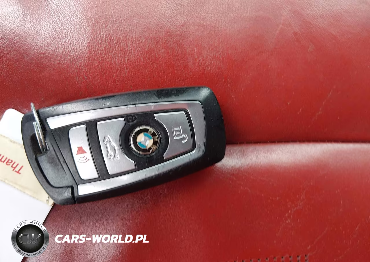 2015 BMW M4 VIN:WBS3R9C58FK331185 - 11