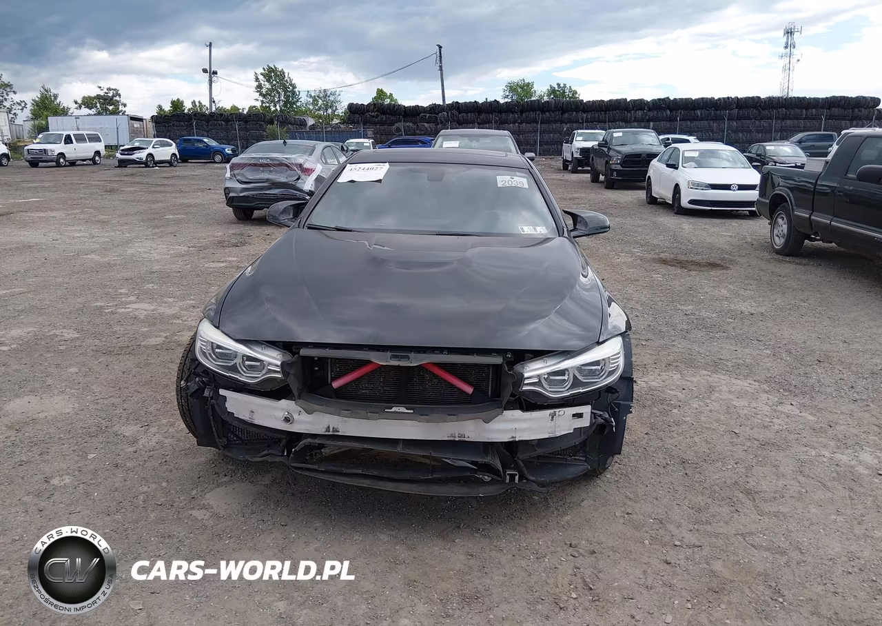 2015 BMW M4 VIN:WBS3R9C58FK331185 - 12
