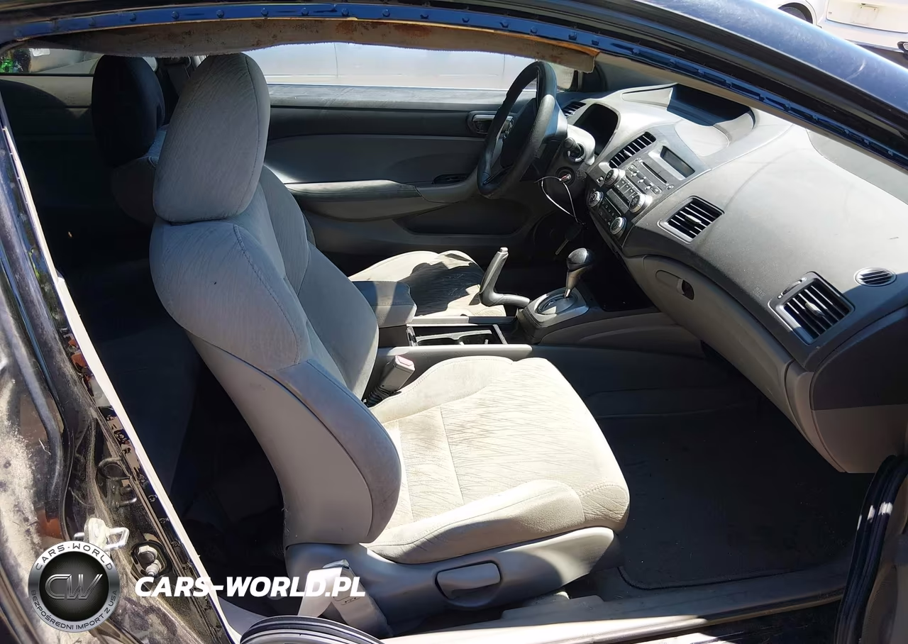 2007 Honda Civic Lx VIN:2HGFG12657H548306 - 5