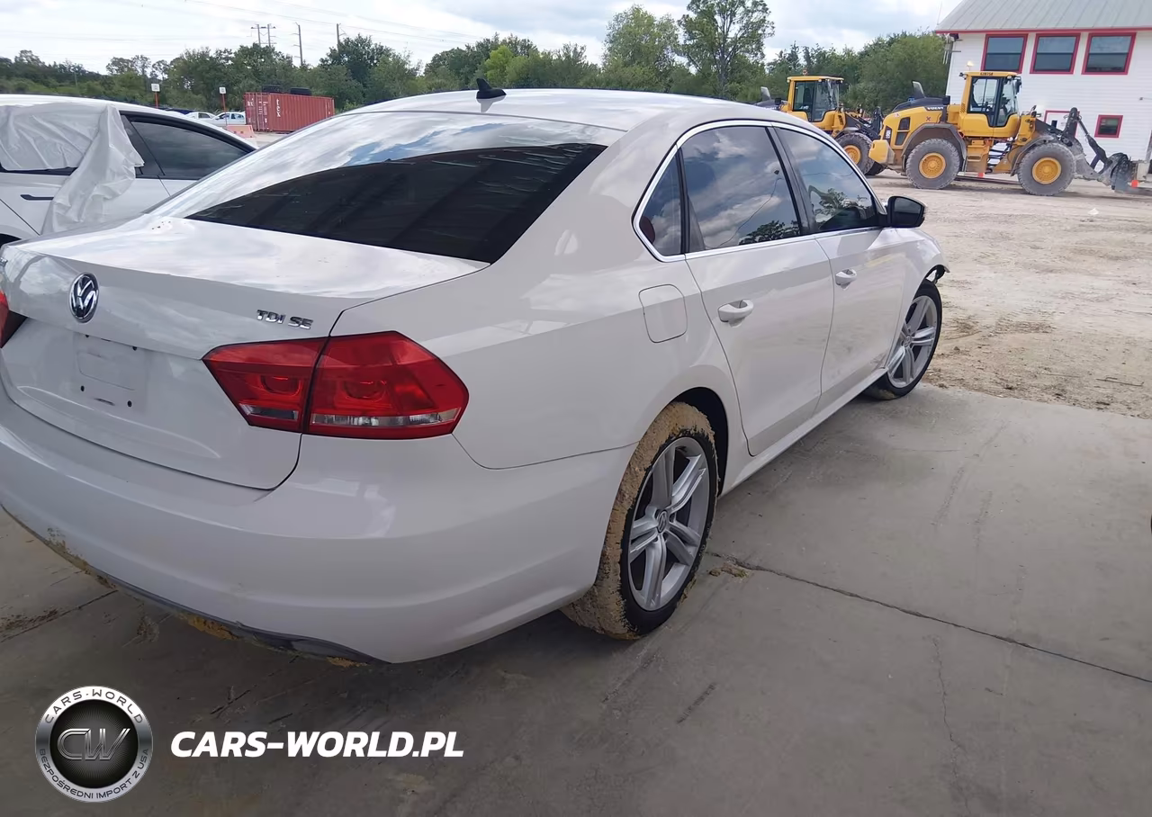 2014 Volkswagen Passat 2.0L Tdi Se VIN:1VWBN7A34EC107616 - 4