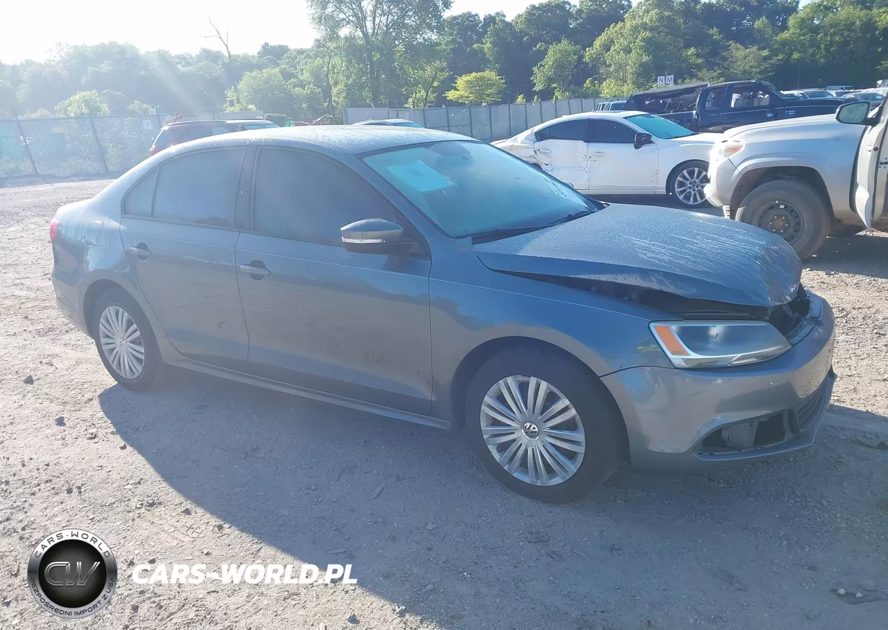 2014 Volkswagen Jetta 1.8T Se – zdjęcie 1 z 16