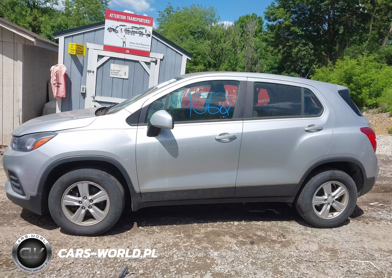 2018 Chevrolet Trax Ls VIN:KL7CJNSB7JB625052 - 14
