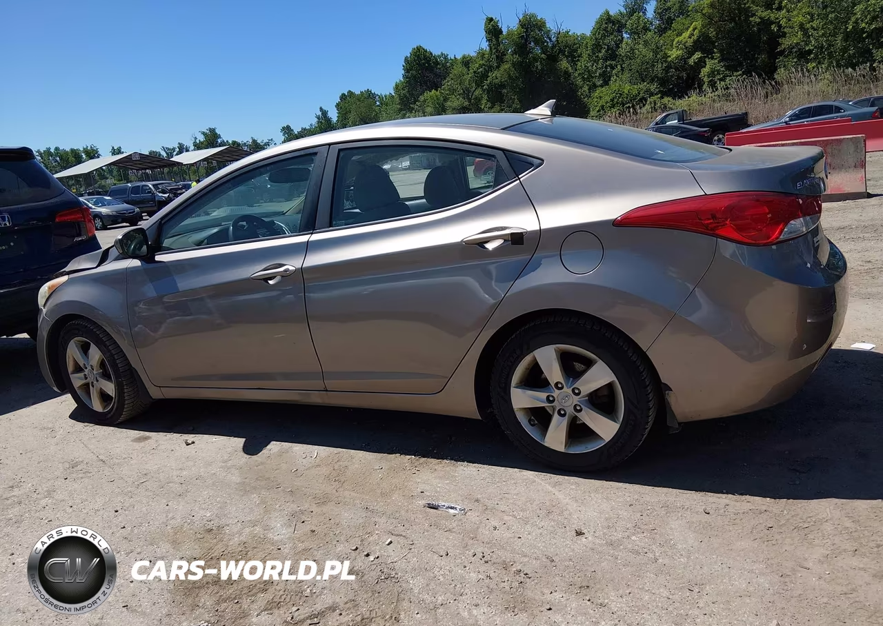2012 Hyundai Elantra Gls VIN:5NPDH4AE3CH111662 - 14